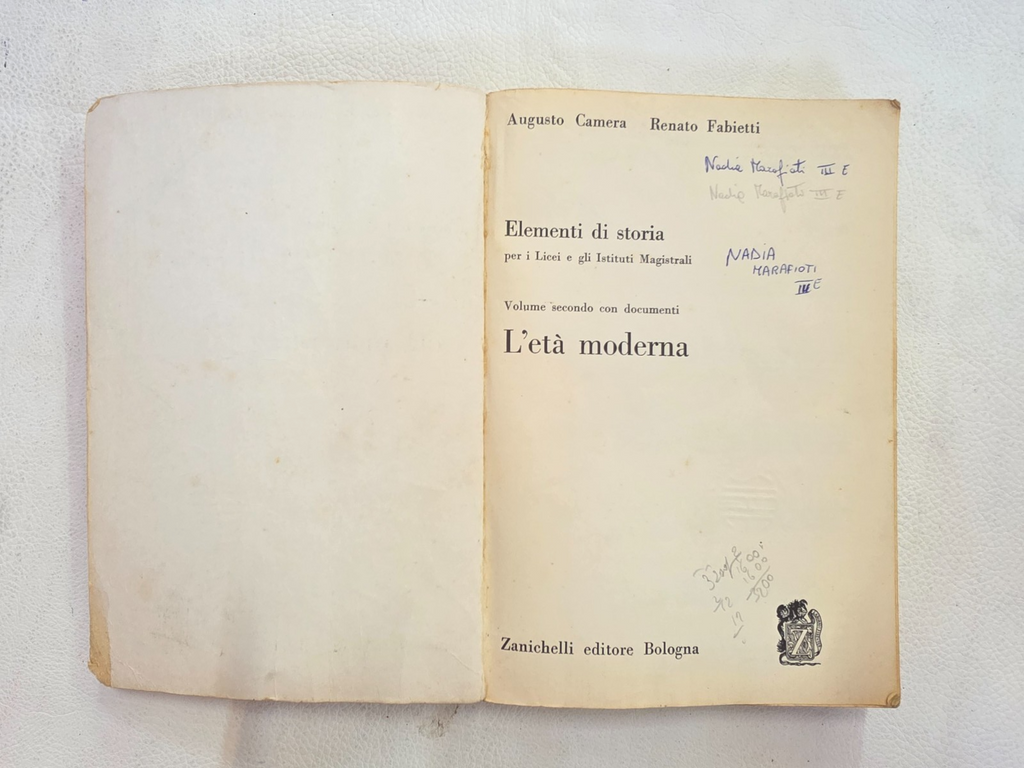"L'età moderna", secondo volume del manuale scolastico Elementi di storia