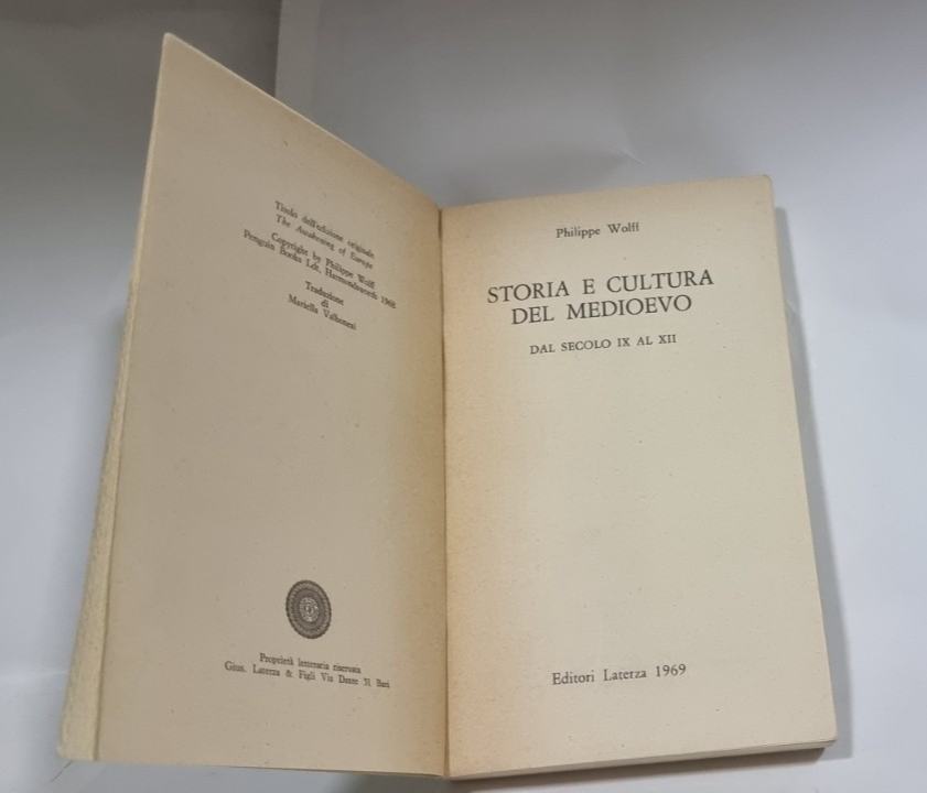 "Storia e cultura del medioevo" - Philippe Wolff - Laterza 1969 - Universale