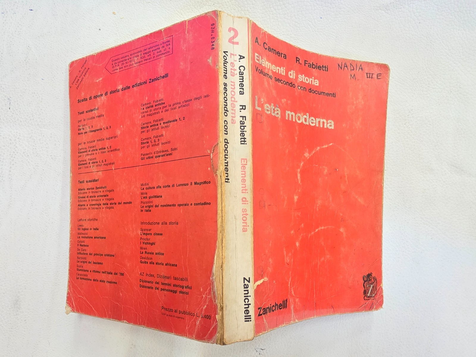 "L'età moderna", secondo volume del manuale scolastico Elementi di storia