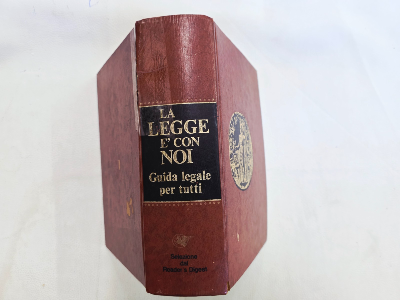 "La Legge è con Noi" - Guida Legale per tutti- selezione dal Reader's Digest