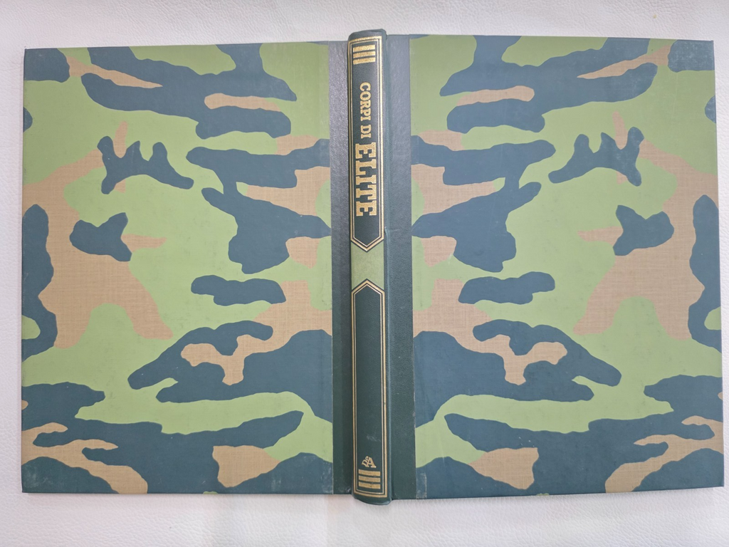 "I Piloti dell'Elite" di Peter Young libro-Volume secondo, edizione italiana